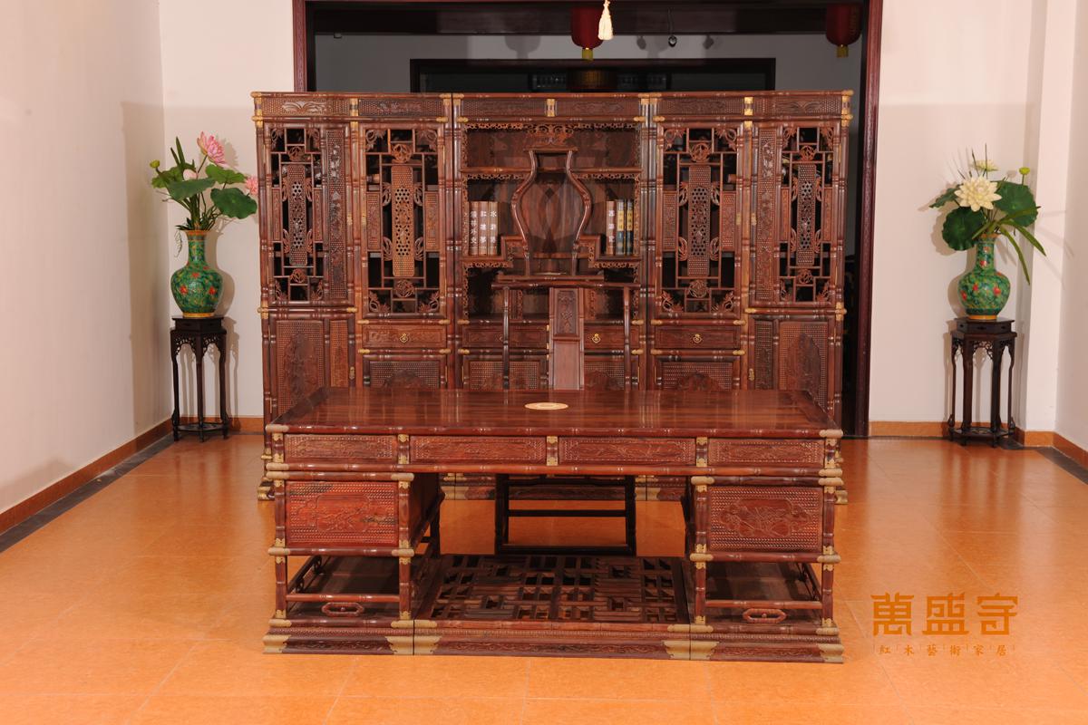 大紅酸枝竹節(jié)大班臺(tái)連凳